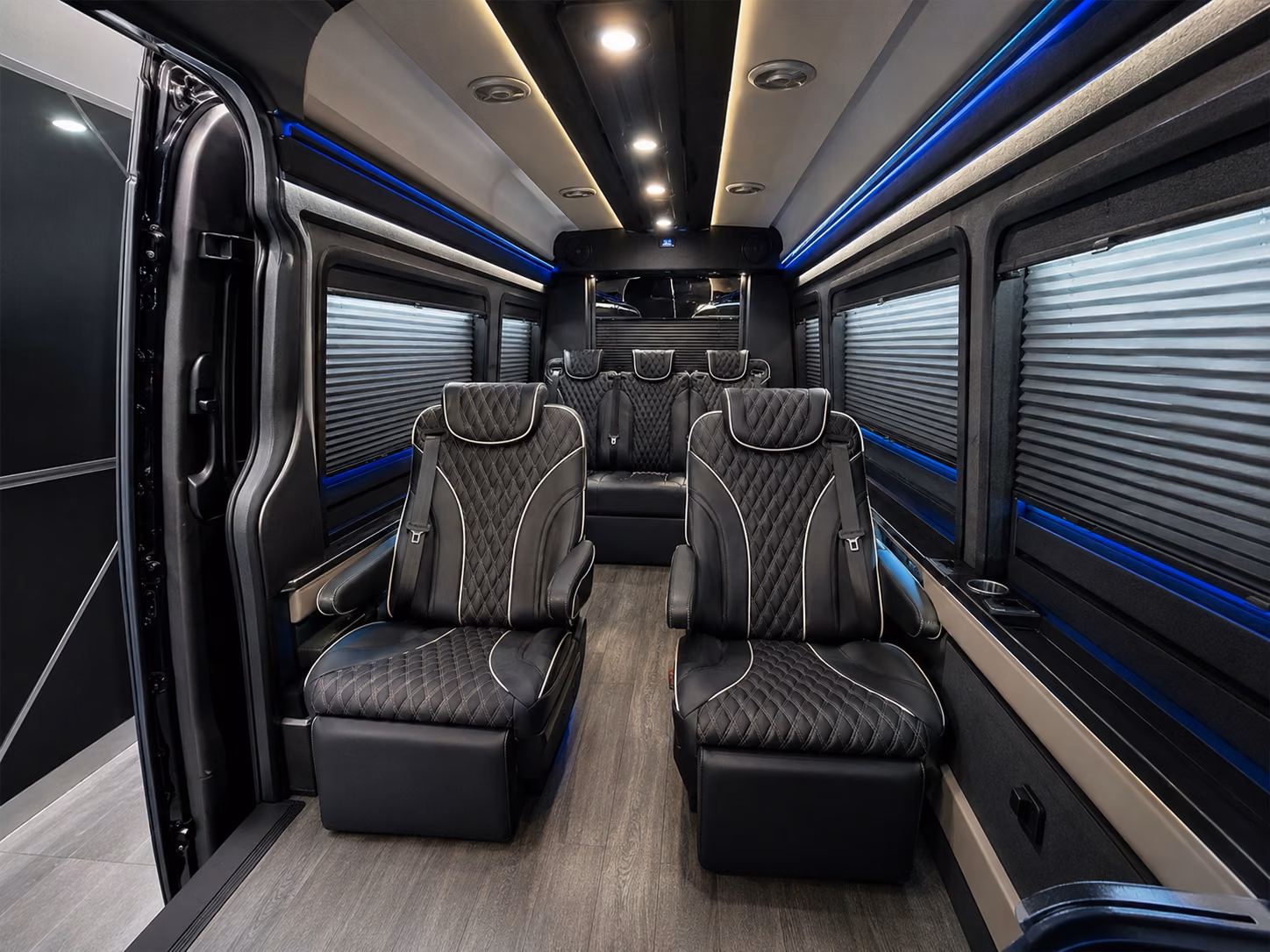 tucson airport shuttle buses for employees